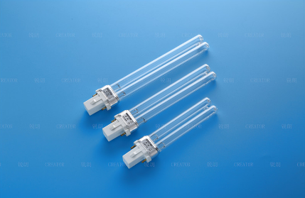 UV curing lamp for medical device